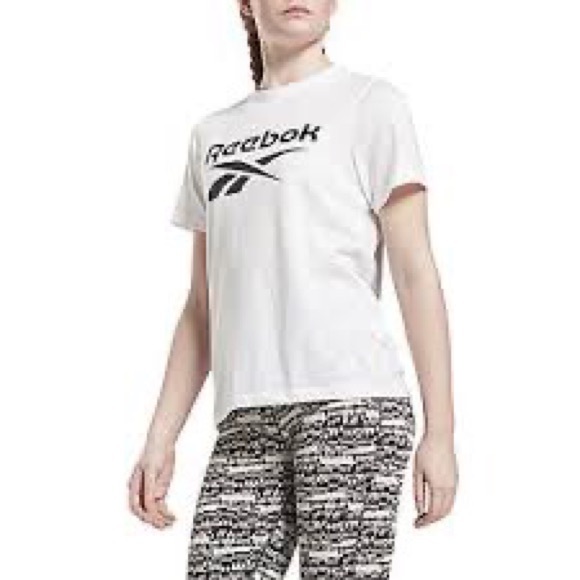 Reebok Tops - Reebok  Heather Grey  Short Sleeve TShirt